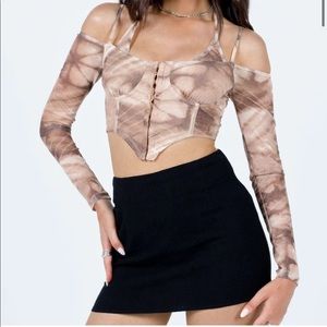 Princess Polly NEW mini skirt. Size 2.